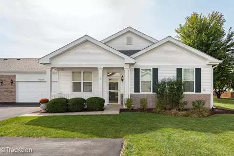 16400 Crescent Lake Dr #16400, Crest Hill, IL 60403