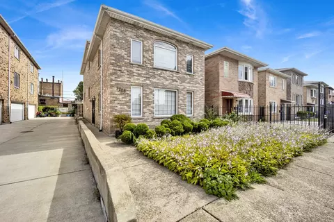 2725 S Quinn St, Chicago, IL 60608