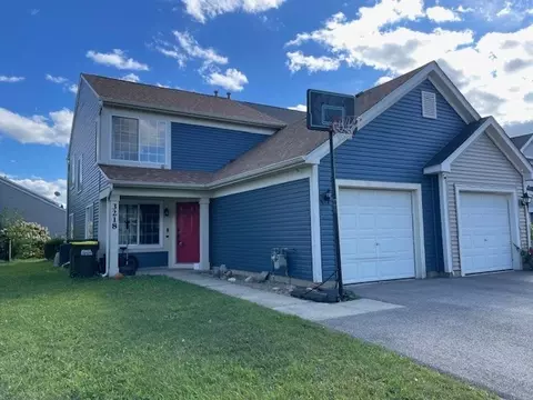 3218 Impressions Dr, Lake In The Hills, IL 60156