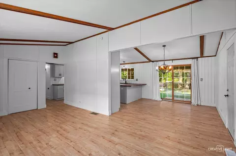 Living - 3515 Walleye Rd, Morris, IL 60450 photo 3 of 3