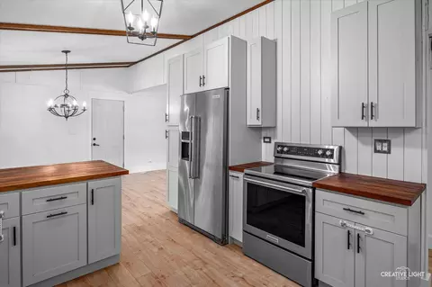 Kitchen - 3515 Walleye Rd, Morris, IL 60450 photo 2 of 2