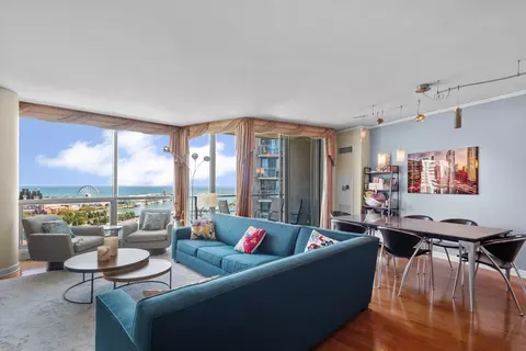 420 E Waterside Dr #1814, Chicago, IL 60601 photo 3