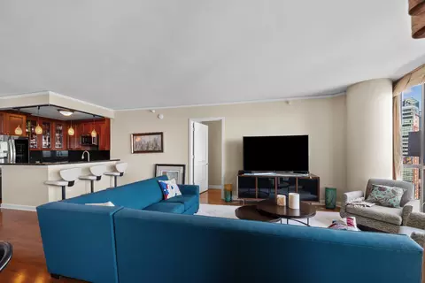 420 E Waterside Dr #1814, Chicago, IL 60601 photo 6