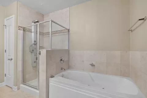 420 E Waterside Dr #1814, Chicago, IL 60601 photo 13