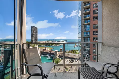 420 E Waterside Dr #1814, Chicago, IL 60601 photo 18