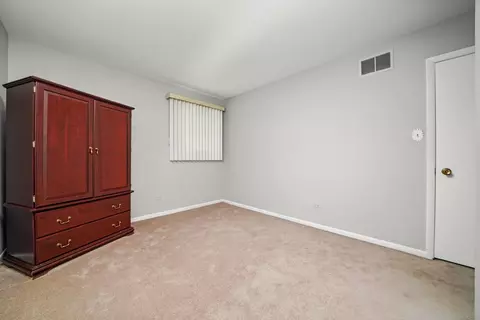 Bedroom - 7721 Normandy Ave, Burbank, IL 60459 photo 1 of 9