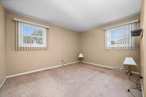 Bedroom - 7721 Normandy Ave, Burbank, IL 60459 photo 2 of 9