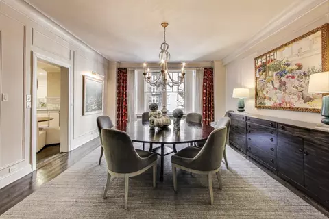 Dining - 220 E Walton Pl #5E, Chicago, IL 60611 photo 1 of 3