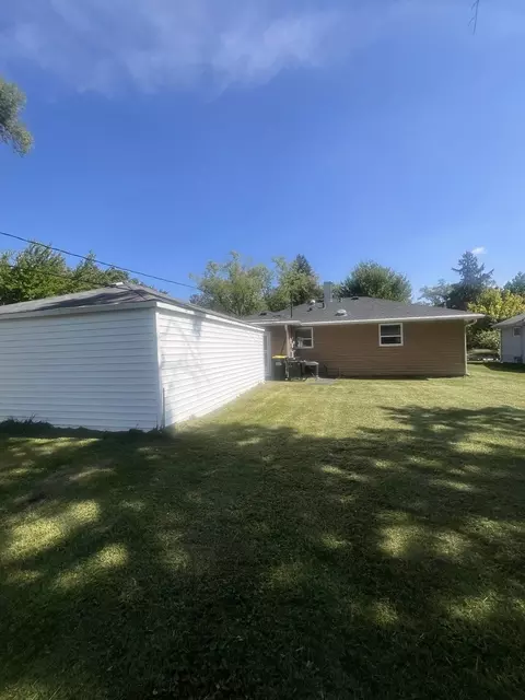 2201 Wren Ln, Rolling Meadows, IL 60008 photo 6