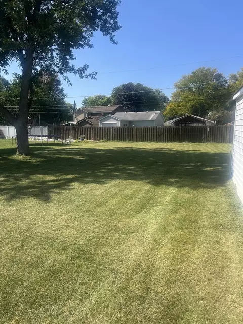 2201 Wren Ln, Rolling Meadows, IL 60008 photo 7