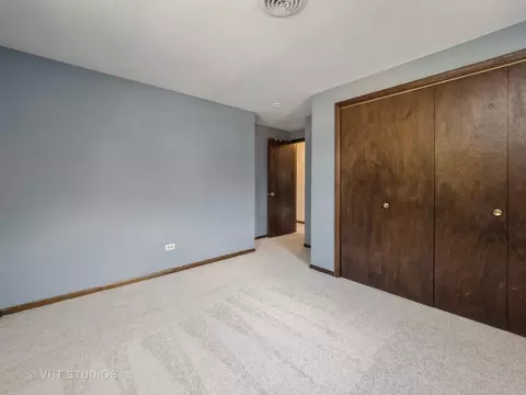2207 Eastman St, Rolling Meadows, IL 60008 photo 11