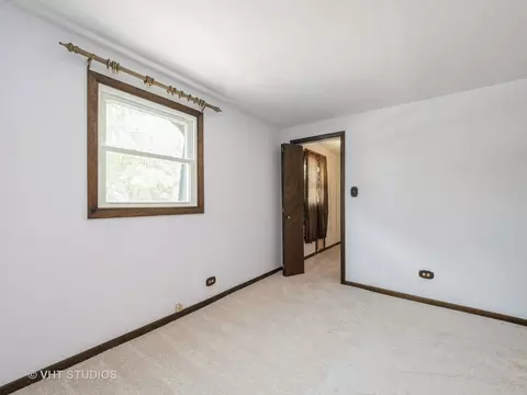 2207 Eastman St, Rolling Meadows, IL 60008 photo 17