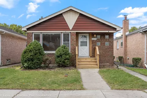 5112 S Nashville Ave, Chicago, IL 60638