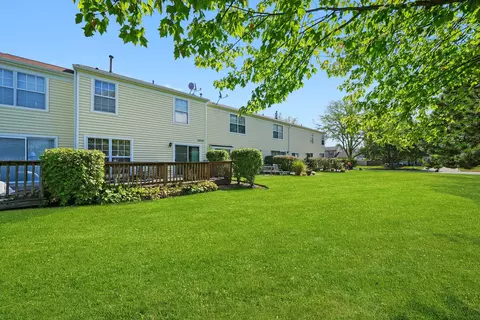 1862 Pebble Beach Cir, Elgin, IL 60123 photo 24