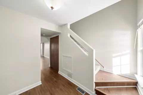 1862 Pebble Beach Cir, Elgin, IL 60123 photo 12