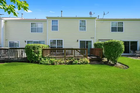 1862 Pebble Beach Cir, Elgin, IL 60123 photo 23