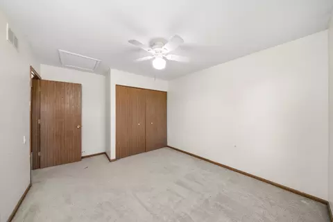 1862 Pebble Beach Cir, Elgin, IL 60123 photo 17