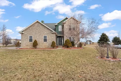 1376 E 2950 North Rd, Mansfield, IL 61854 photo 1