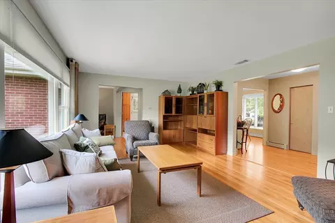 Living - 443 S Lombard Rd, Itasca, IL 60143 photo 2 of 6