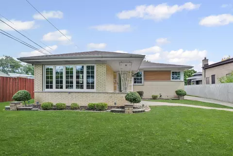 10713 Lawler Ave, Oak Lawn, IL 60453