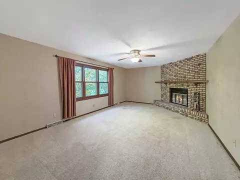659 Sioux Dr, Freeport, IL 61032 photo 18