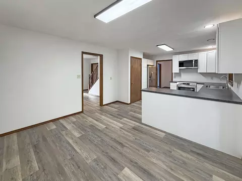 659 Sioux Dr, Freeport, IL 61032 photo 8