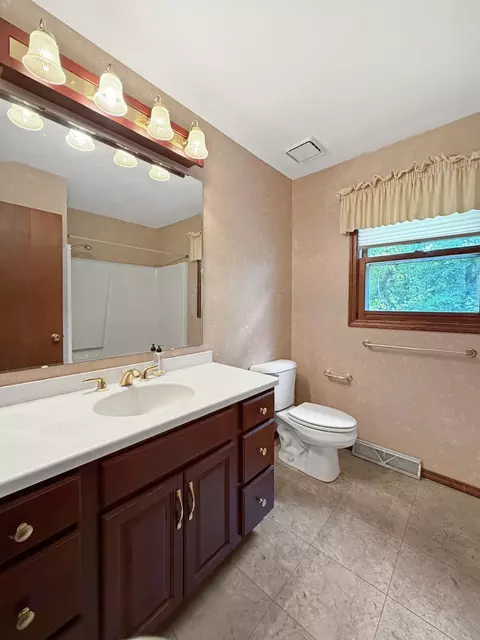 659 Sioux Dr, Freeport, IL 61032 photo 25