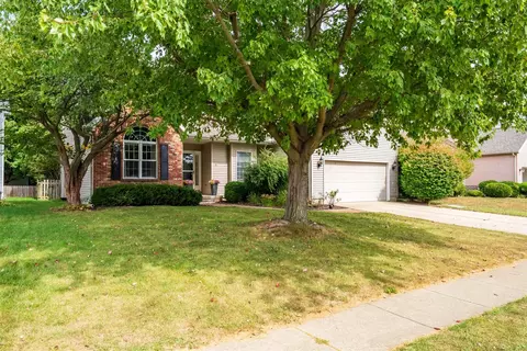 8 Cygnet Xing, Bloomington, IL 61704 photo 5