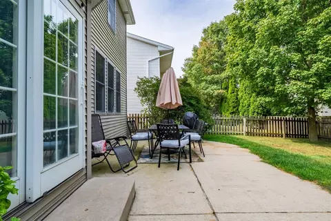 8 Cygnet Xing, Bloomington, IL 61704 photo 31