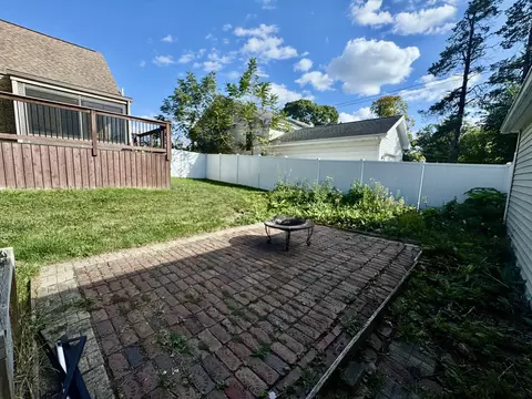 518 Clark St, Elgin, IL 60123 photo 24