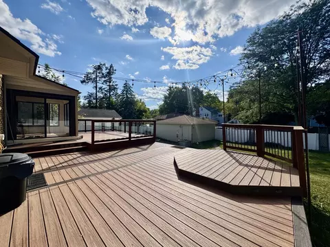 518 Clark St, Elgin, IL 60123 photo 18