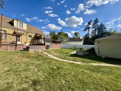 518 Clark St, Elgin, IL 60123 photo 21