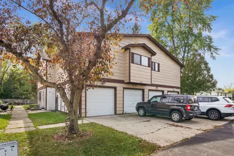 34 W951 Stanton Dr #H, Saint Charles, IL 60174