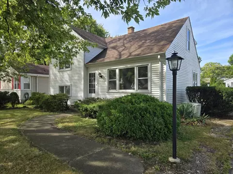 7742 S Oketo Ave, Bridgeview, IL 60455