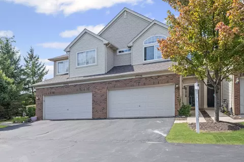 17526 Gilbert Dr, Lockport, IL 60441