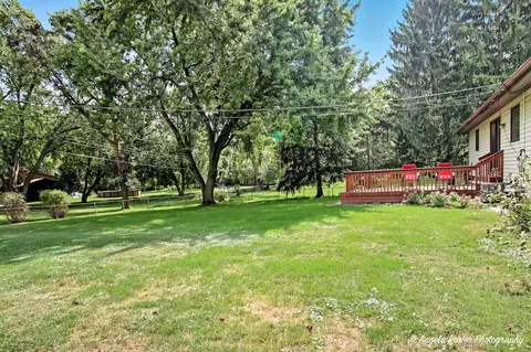 Exterior - 1320 Meadow Ln, Mchenry, IL 60050 photo 7 of 7