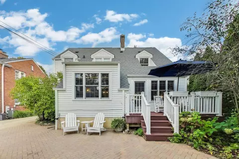 Exterior - 908 Lexington St, Wheaton, IL 60187 photo 7 of 13