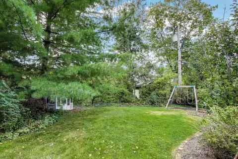 Exterior - 908 Lexington St, Wheaton, IL 60187 photo 10 of 13