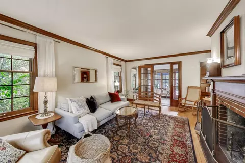 Living - 908 Lexington St, Wheaton, IL 60187 photo 1 of 7