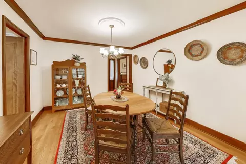 Dining - 908 Lexington St, Wheaton, IL 60187 photo 2 of 2