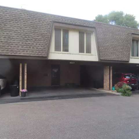 1855 Tanglewood Dr #F, Glenview, IL 60025
