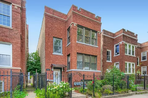 1010 N Trumbull Ave, Chicago, IL 60651