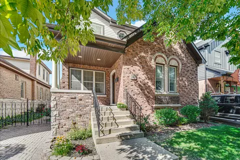10424 S Campbell Ave, Chicago, IL 60655