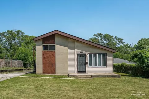 1533 Larry Ln, Glendale Heights, IL 60139