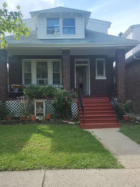 2306 S 60th Ct, Cicero, IL 60804