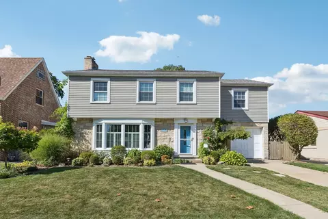 866 S 2nd Ave, Des Plaines, IL 60016