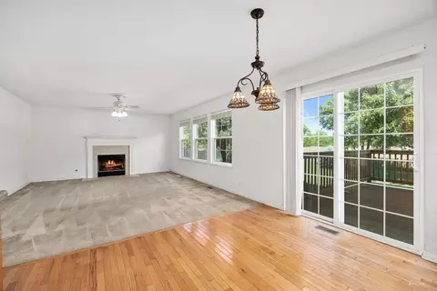 Living - 26314 W Silver Stream Dr, Channahon, IL 60410 photo 5 of 7