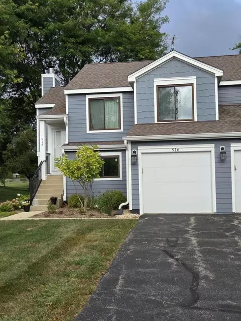 916 Manchester Cir #916, Schaumburg, IL 60193