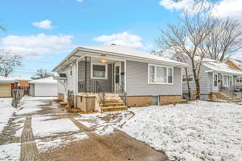 650 Mackinaw Ave, Calumet City, IL 60409