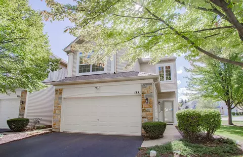 1881 Stoneheather Ave, Aurora, IL 60503